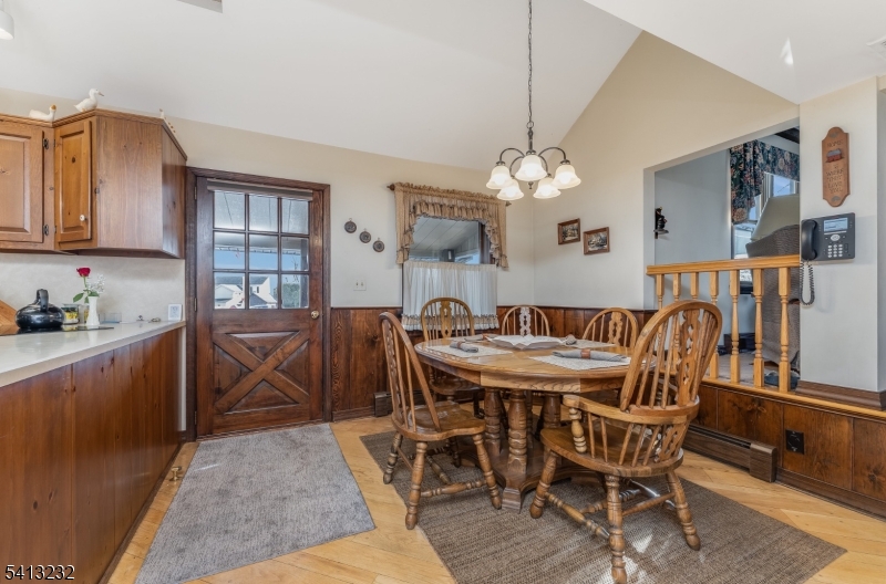 Ringoes - Commercial Sale