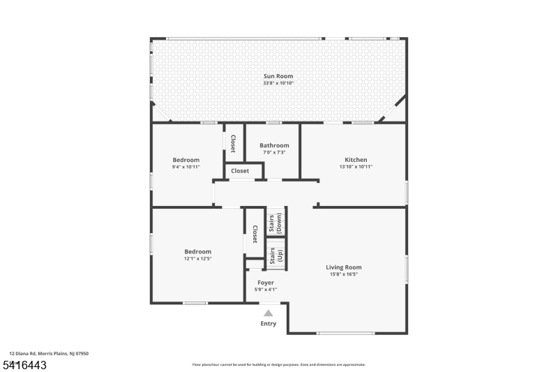 Main image without alt text