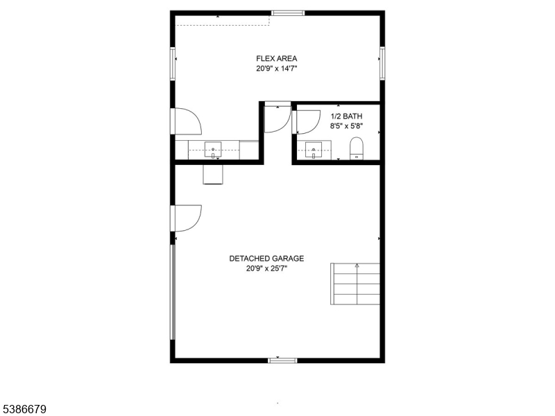 Main image without alt text