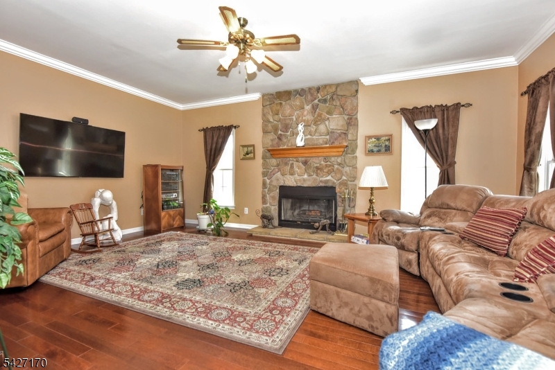ALPINE RIDGE ESTATES - Residential