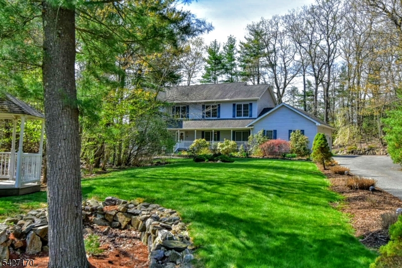 ALPINE RIDGE ESTATES - Residential