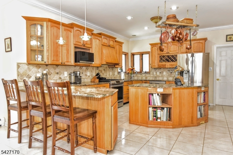 ALPINE RIDGE ESTATES - Residential