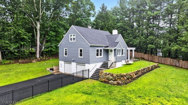 6 ESTLER LN, BOONTON TWP, NJ 07005 - Image f690e4a74312b85e2b2f5bbb18cfa63a/1012251202