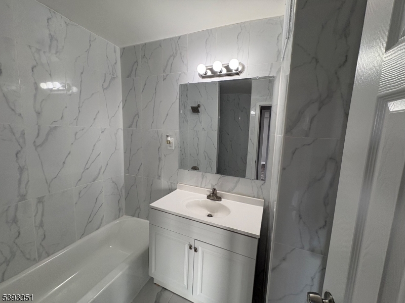 Falcon Towers - Residential