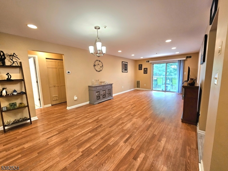 Seasons Glen - Residential