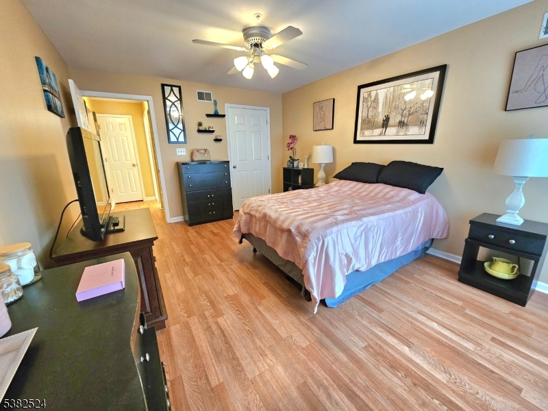 Seasons Glen - Residential