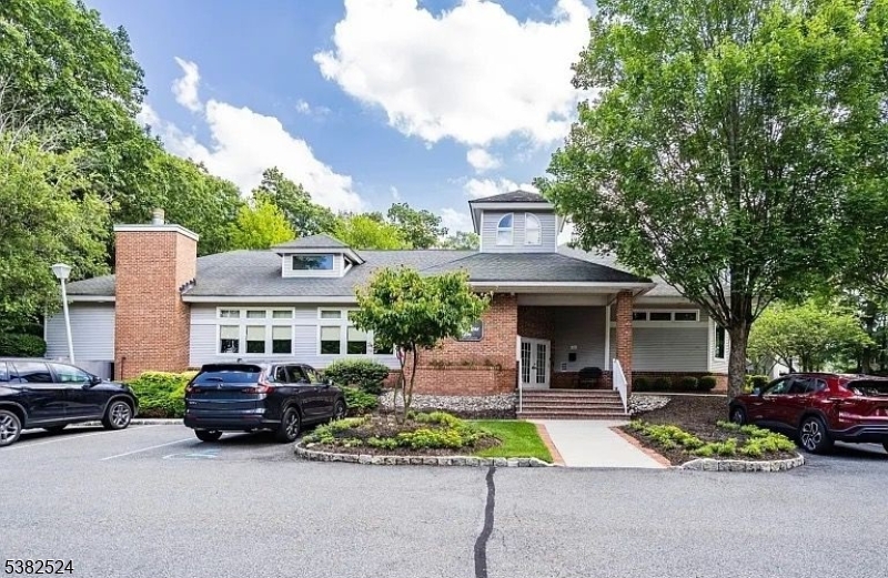 Seasons Glen - Residential