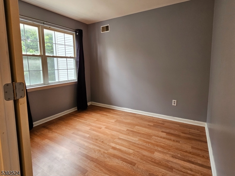 Seasons Glen - Residential