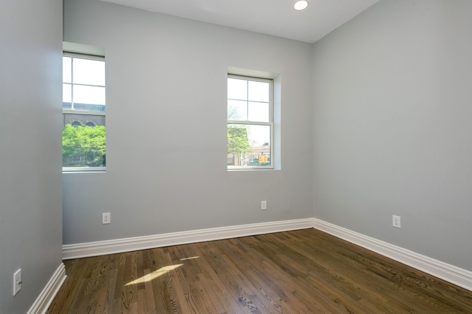 Somerville Boro, New Jersey 08876, United States, 2 Bedrooms Bedrooms, ,1 BathroomBathrooms,Residential,Pending,27511