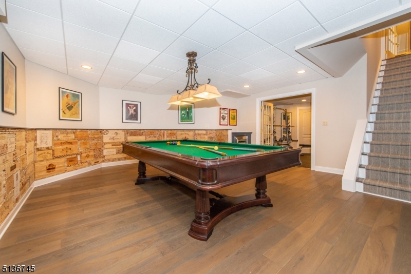 Hawk Hill - Residential