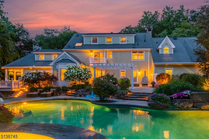 Hawk Hill - Residential