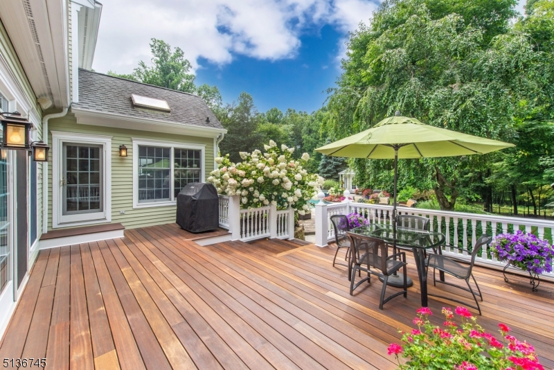 Hawk Hill - Residential