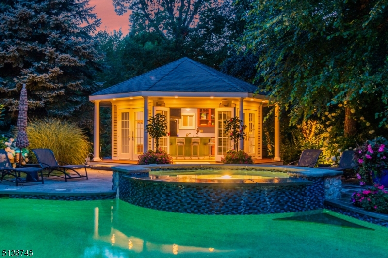 Hawk Hill - Residential