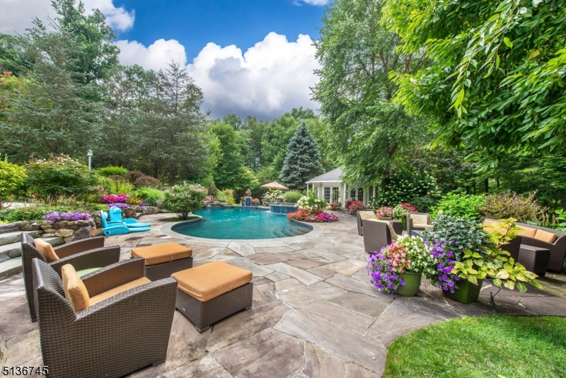 Hawk Hill - Residential