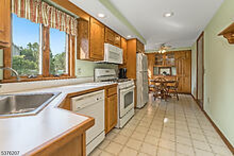 Broadway - Residential