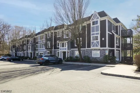 MLS: 3954604