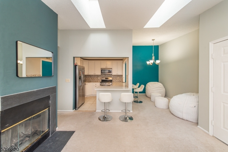 Woodland Hills - Residential