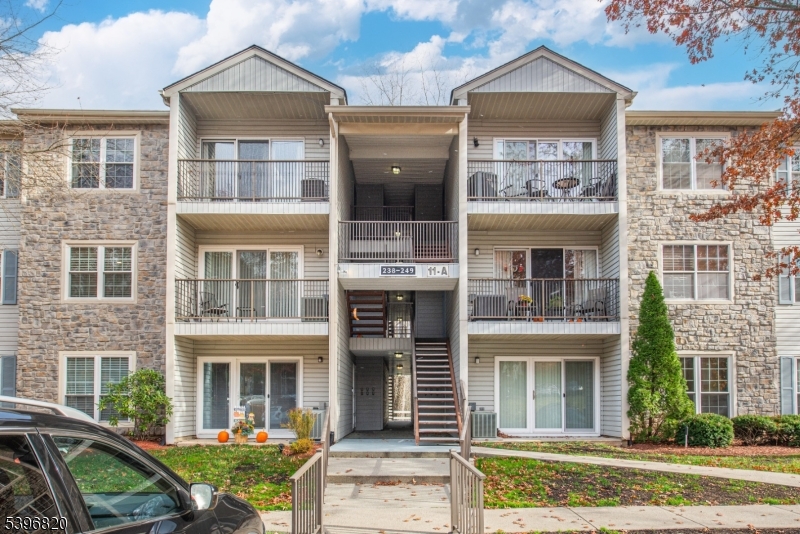 Woodland Hills - Residential