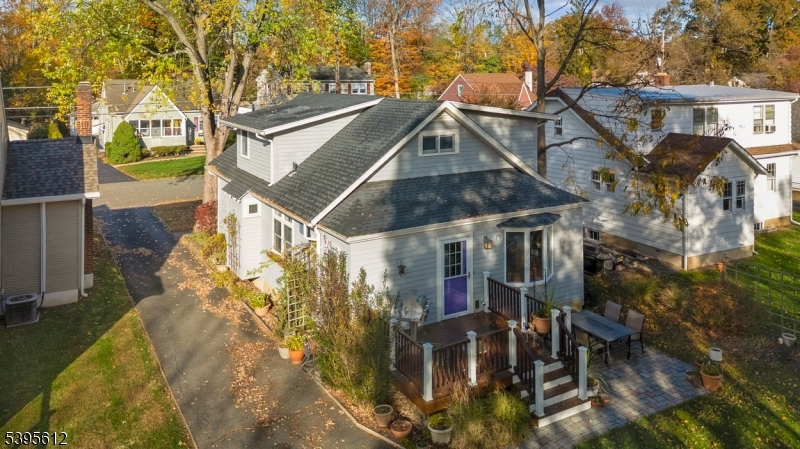 FAIRCHILD - Residential