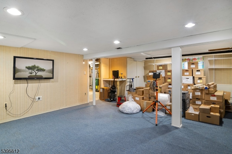 FAIRCHILD - Residential