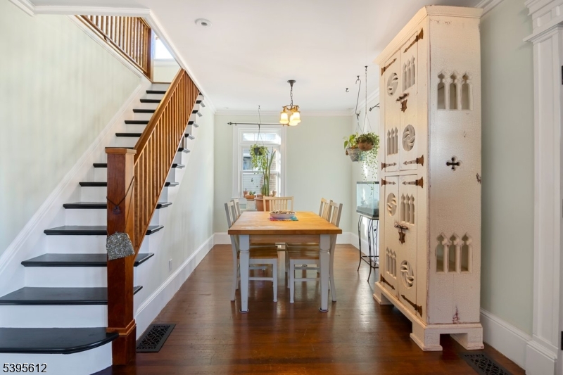 FAIRCHILD - Residential