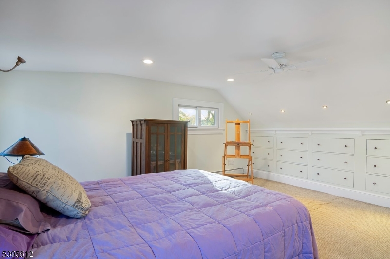 FAIRCHILD - Residential