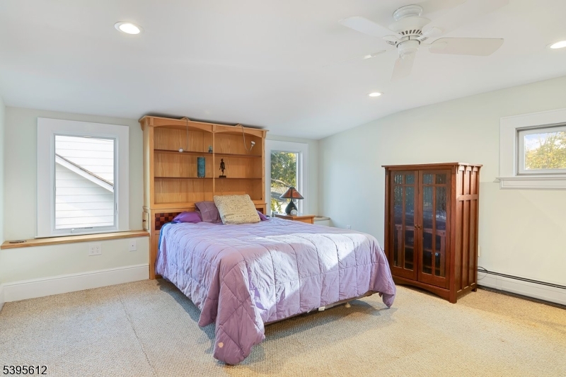 FAIRCHILD - Residential