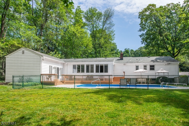 SHONGUM LAKE - Residential