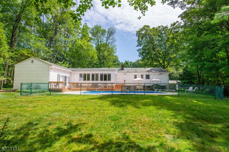 SHONGUM LAKE - Residential