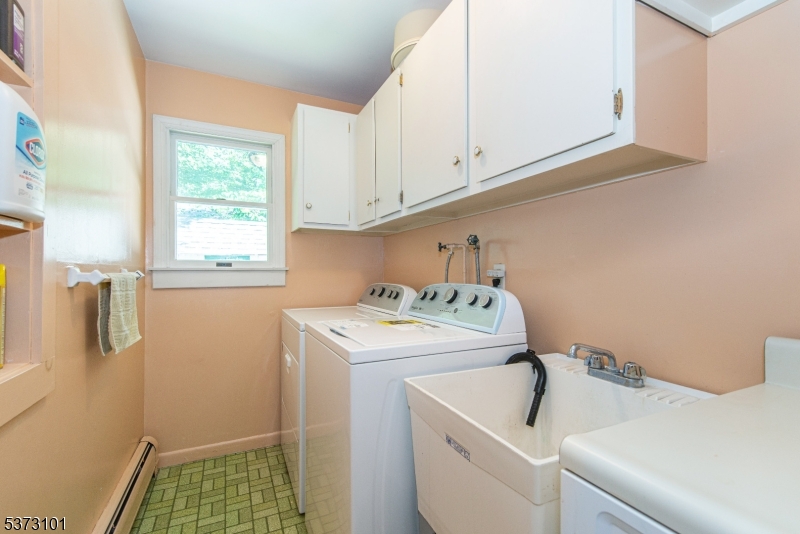 SHONGUM LAKE - Residential