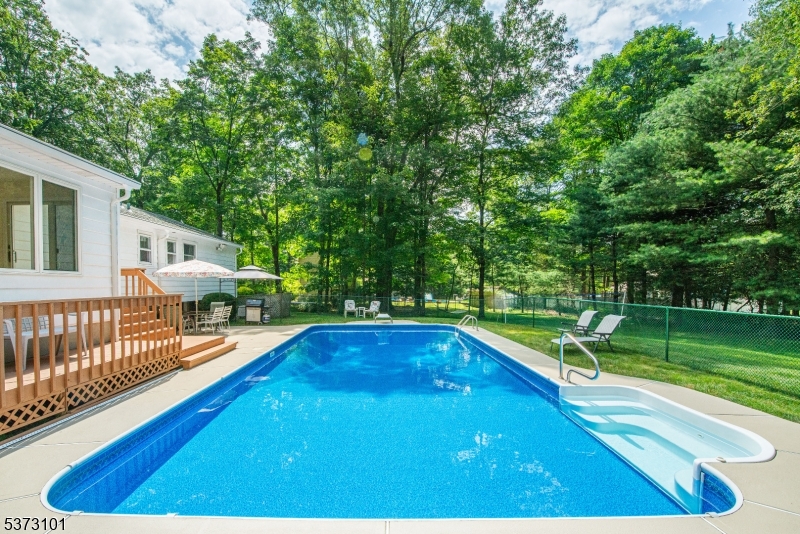 SHONGUM LAKE - Residential