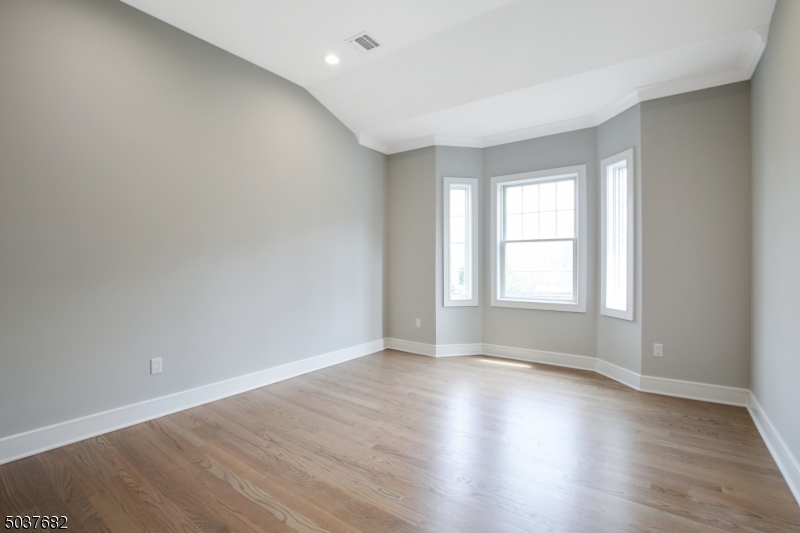 Milton Ave - Residential