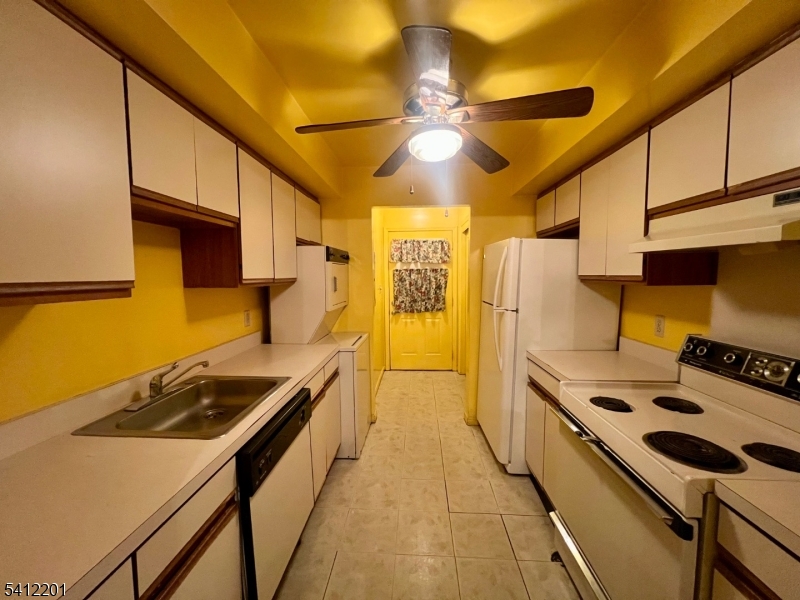 Tiffany Park - Residential