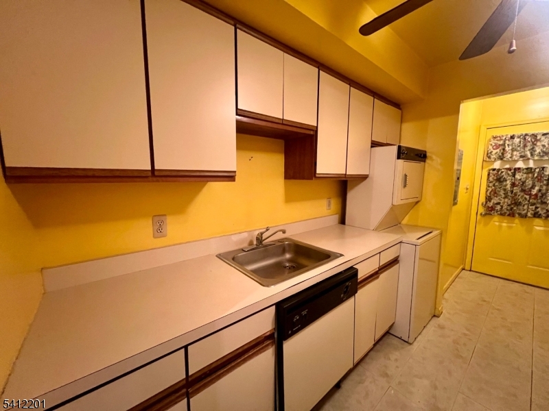 Tiffany Park - Residential