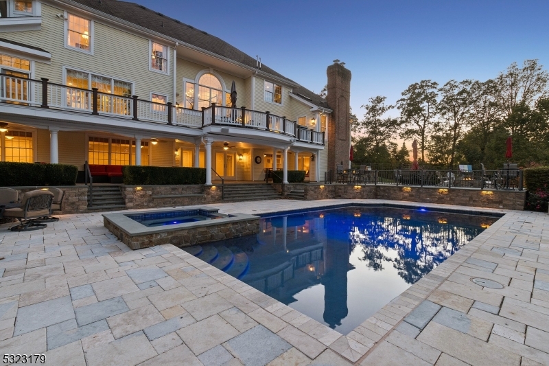 Charlotte Hill - Residential