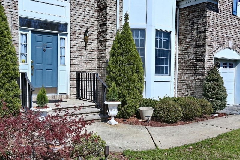 Fairway Oaks - Residential