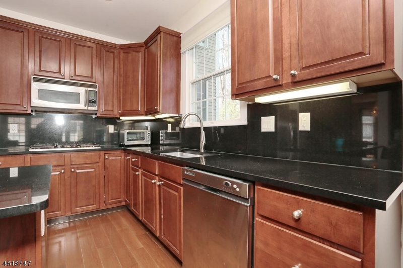 Fairway Oaks - Residential