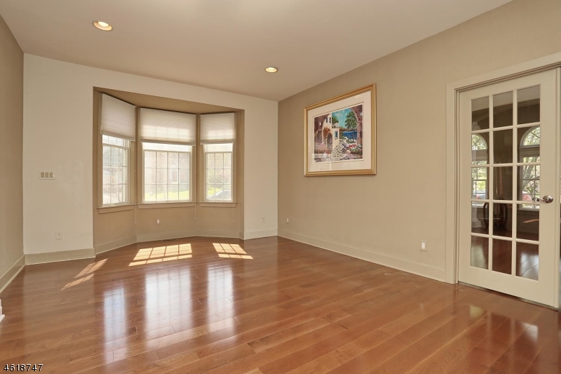 Fairway Oaks - Residential