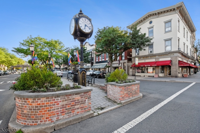 Fairwoods - Residential