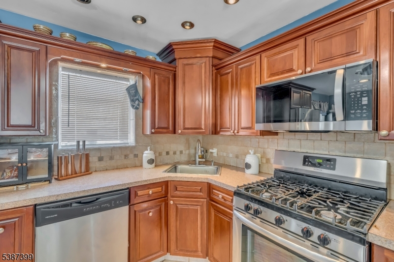 Sunny Side - Residential