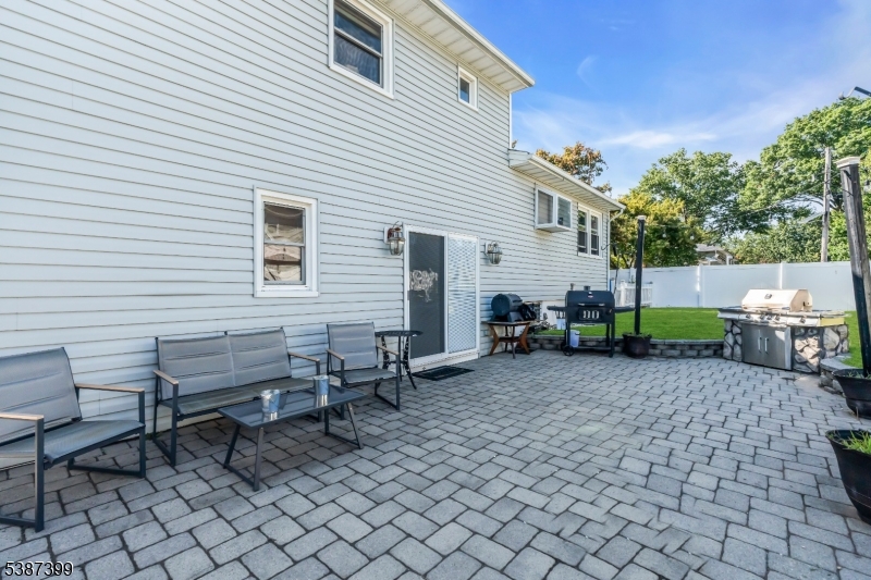 Sunny Side - Residential