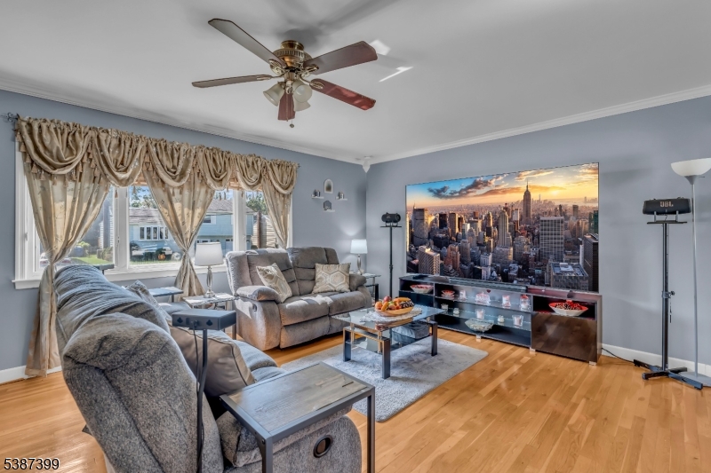 Sunny Side - Residential