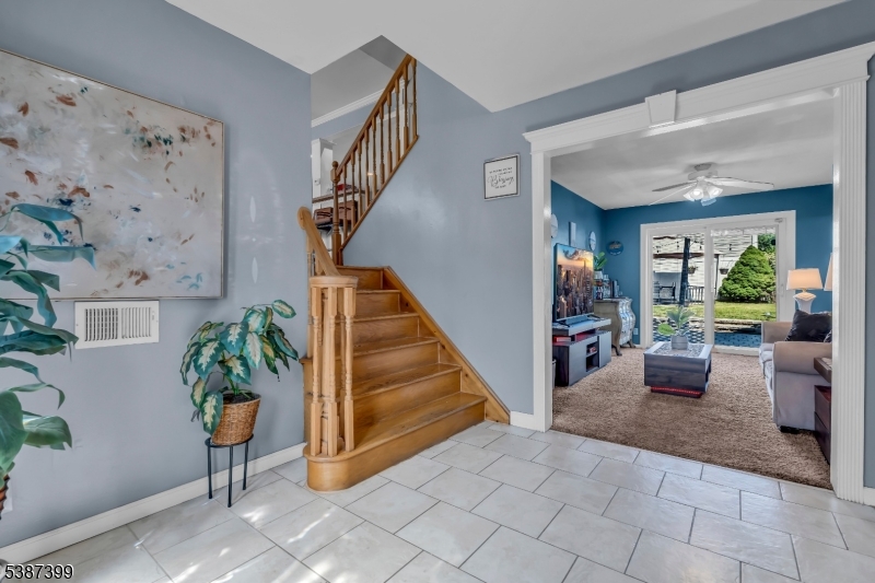 Sunny Side - Residential