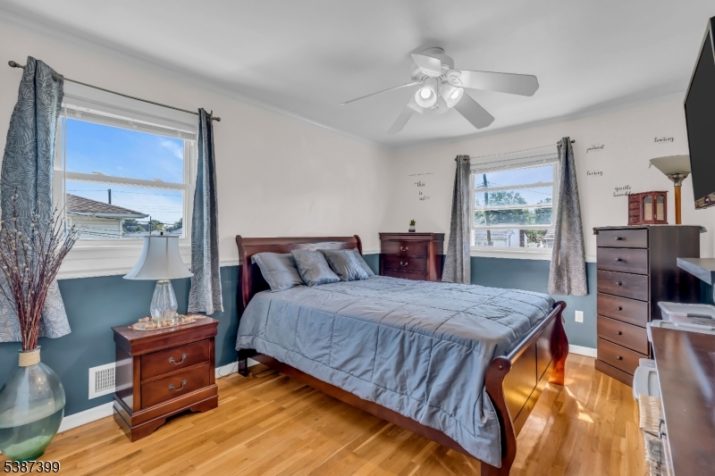 Sunny Side - Residential