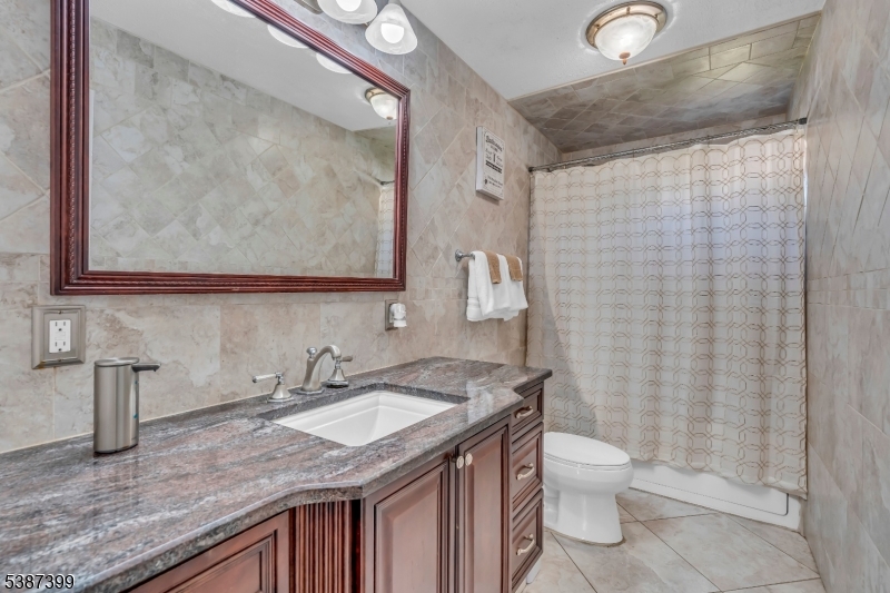 Sunny Side - Residential