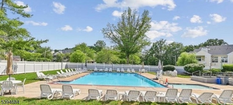 The Pointe Galloping Hill - Residential Lease