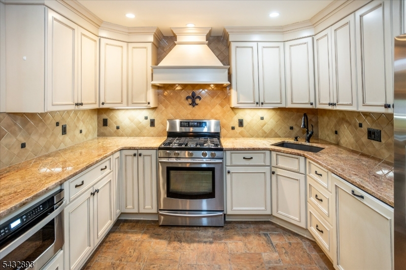 Skyview Heights - Residential