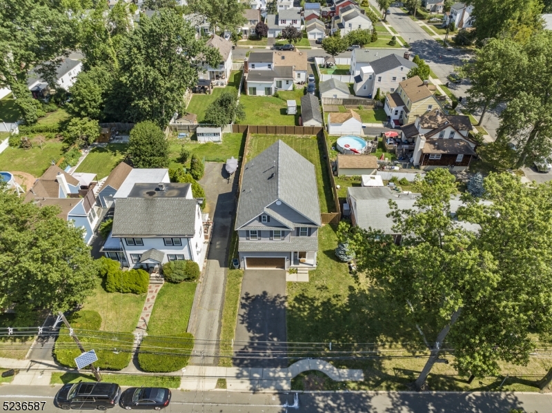 Photo 50 of 50 of 407 W Inman Ave house