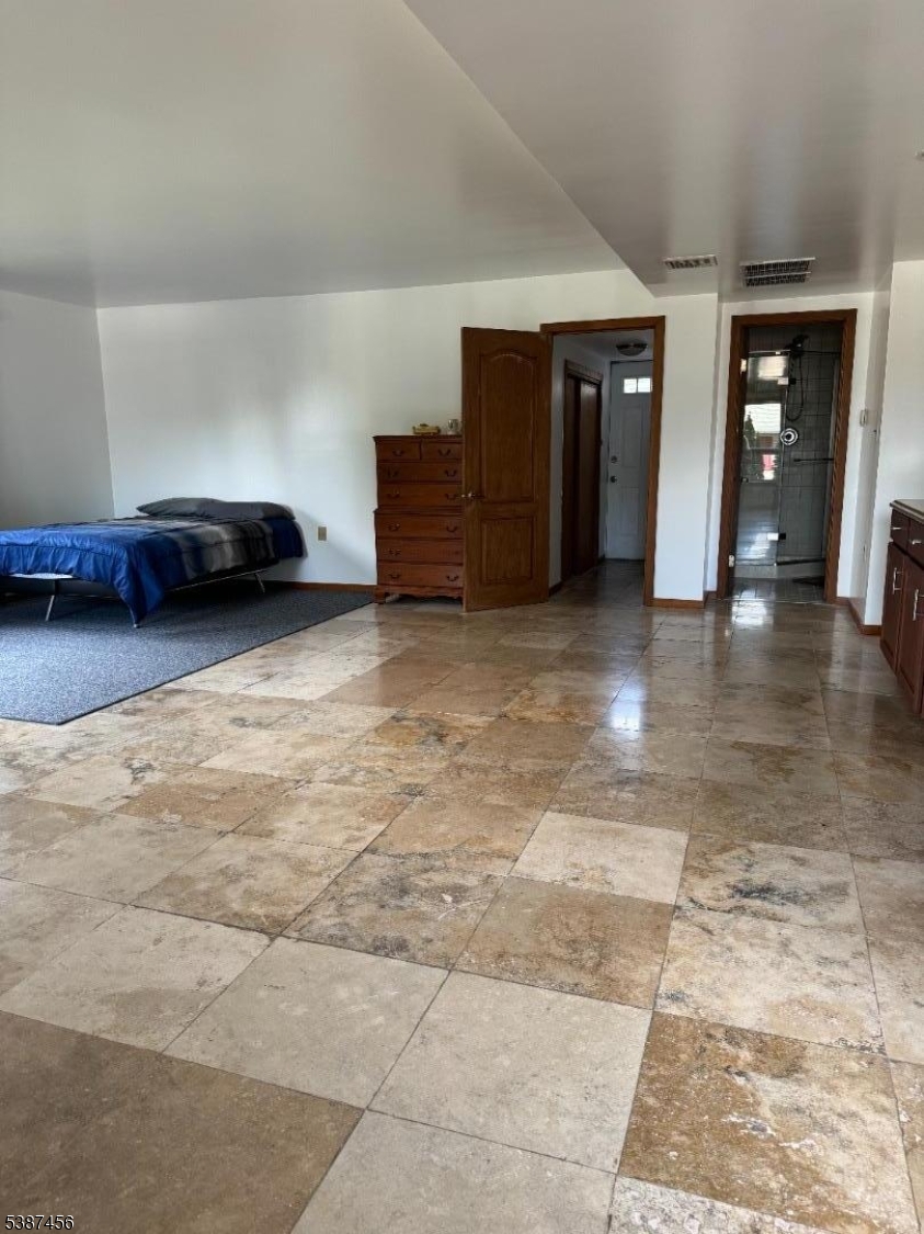 Lake Forest - Residential