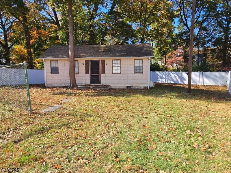 Seven Oaks - Land